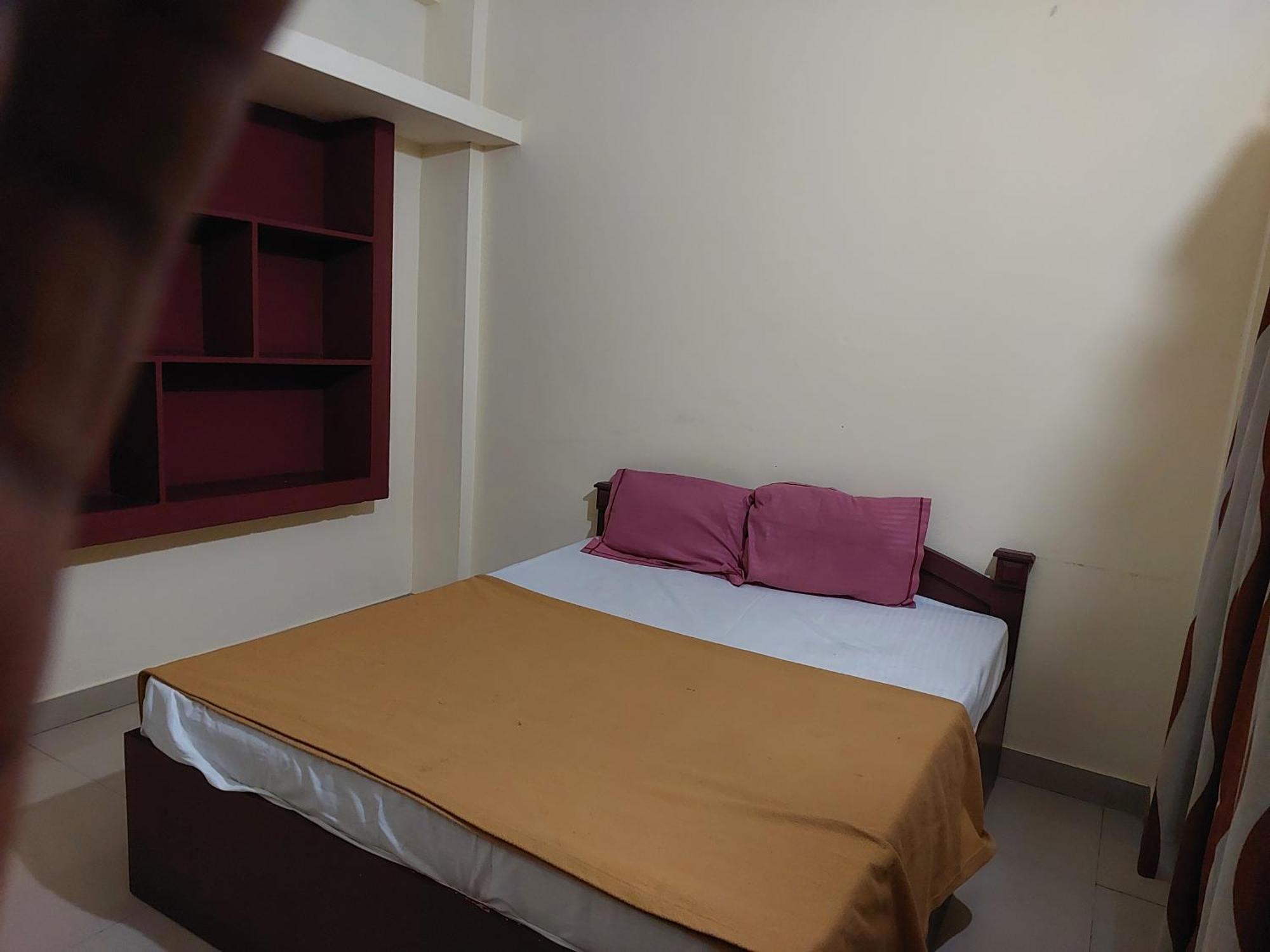 Adhithya Apartments Guruvāyūr Dış mekan fotoğraf